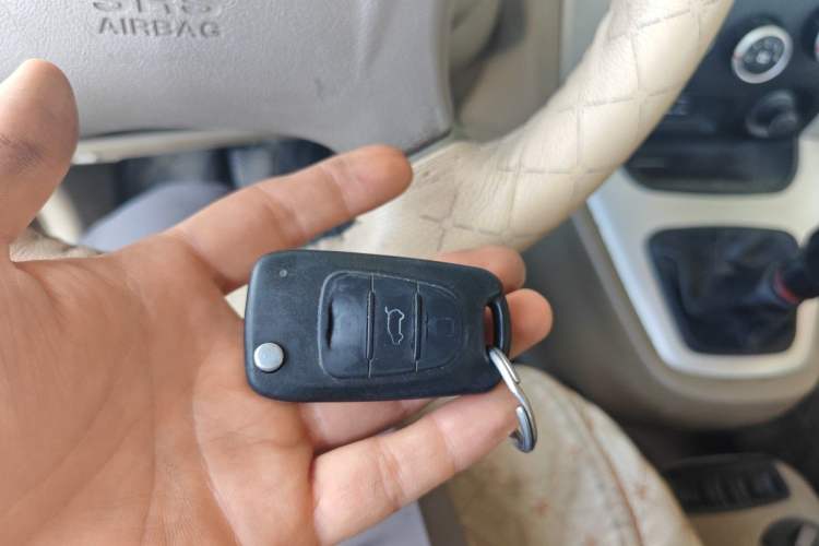 Used Hyundai Tucson 2013 2.0L Manual Two-Wheel Drive Fashion Edition Vehicle Key
