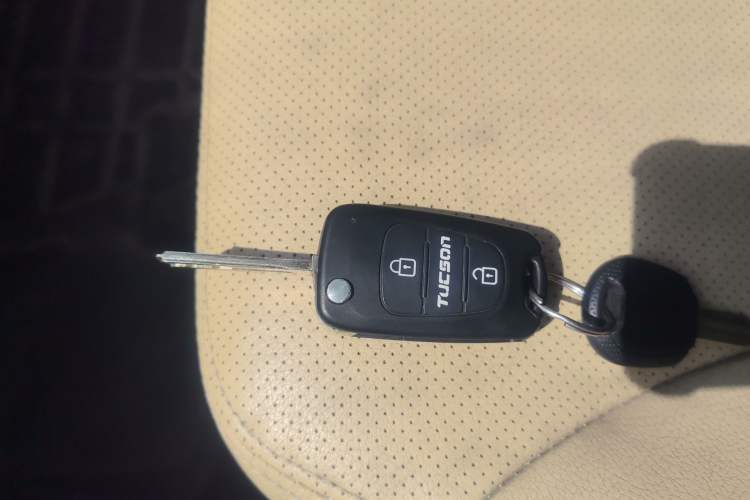 Used Hyundai Tucson 2013 2.0L Automatic Two-Wheel Drive Comfort Version Vehicle Key