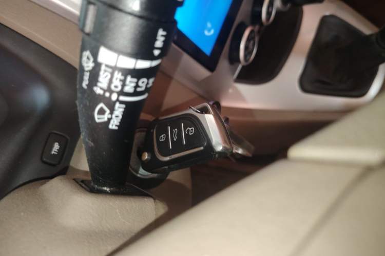 Used Hyundai Tucson 2013 2.0L Manual Two-Wheel Drive Fashion Edition Vehicle Key