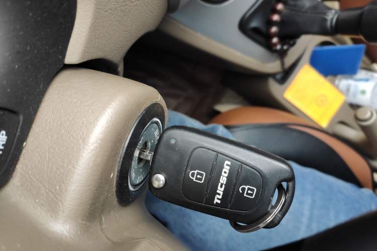 Used Hyundai Tucson 2013 2.0L Manual Two-Wheel Drive Fashion Edition Vehicle Key