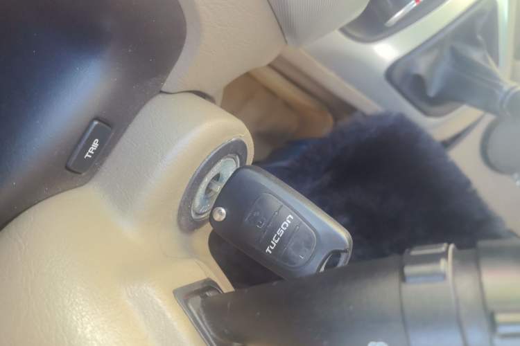 Used Hyundai Tucson 2013 2.0L Manual Two-Wheel Drive Fashion Edition Vehicle Key