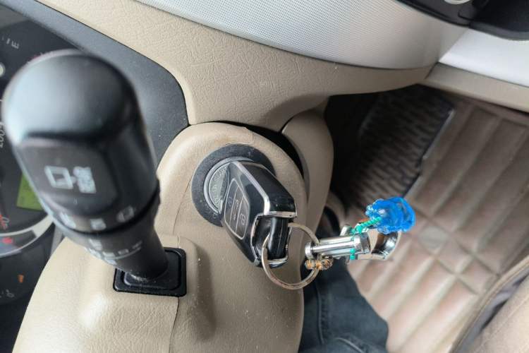 Used Hyundai Tucson 2013 2.0L Manual Two-Wheel Drive Fashion Edition Vehicle Key
