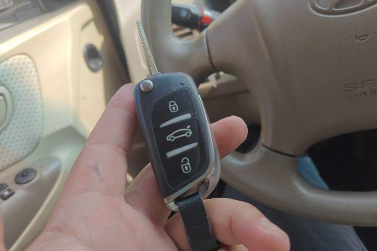 Used Hyundai Tucson 2013 2.0L Manual Two-Wheel Drive Fashion Edition Vehicle Key