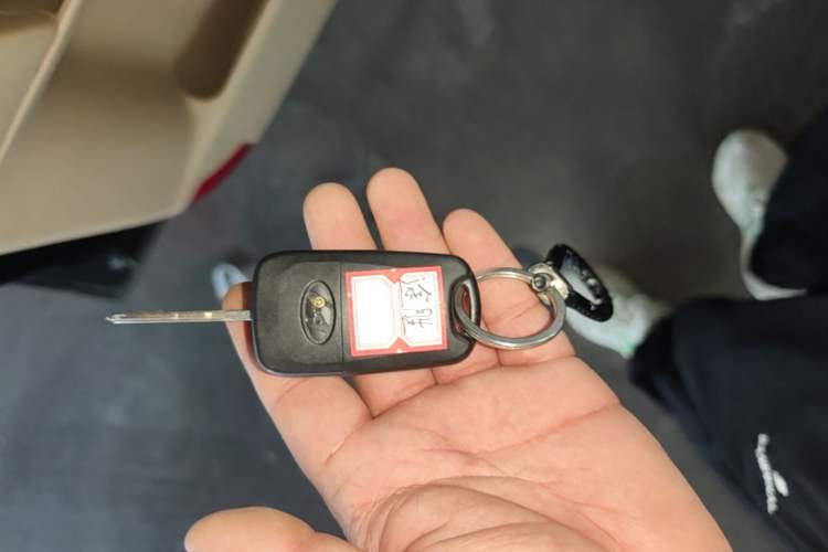 Used Hyundai Tucson 2013 2.0L Manual Two-Wheel Drive Fashion Edition Vehicle Key