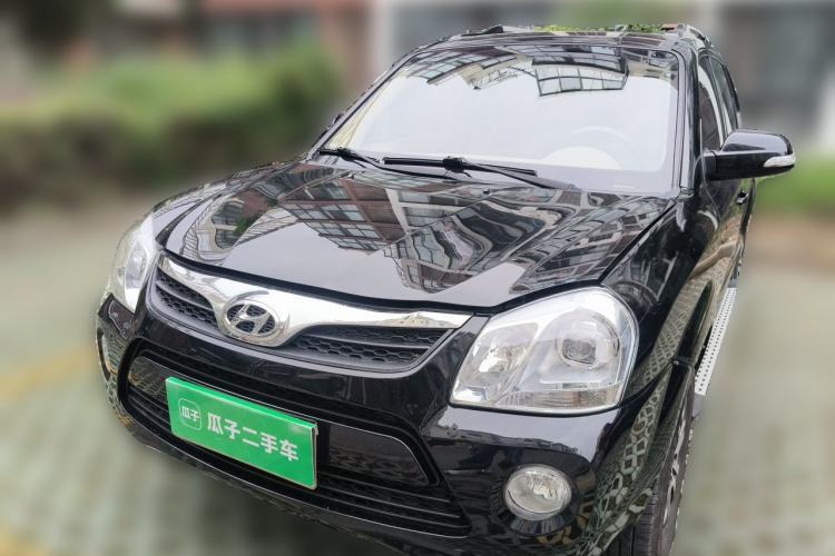 Used Hyundai Tucson 2013 2.0L Manual Two-Wheel Drive Fashion Edition Guazi used car, China used car export, Used car for sale, Used Hyundai cars, Cheapest cars for sale