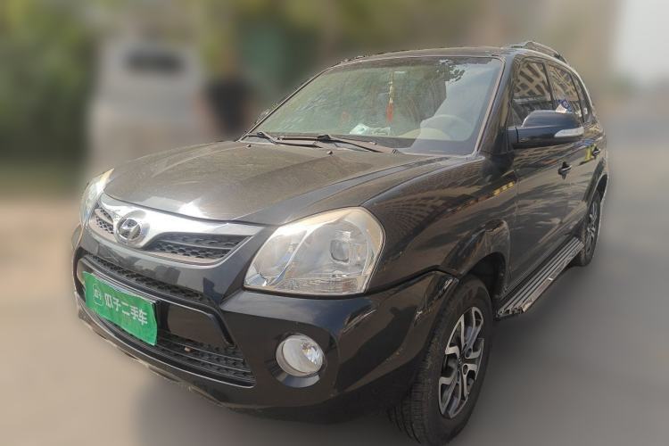 Used Hyundai Tucson 2013 2.0L Manual Two-Wheel Drive Fashion Edition Guazi used car, China used car export, Used car for sale, Used Hyundai cars, Cheapest cars for sale