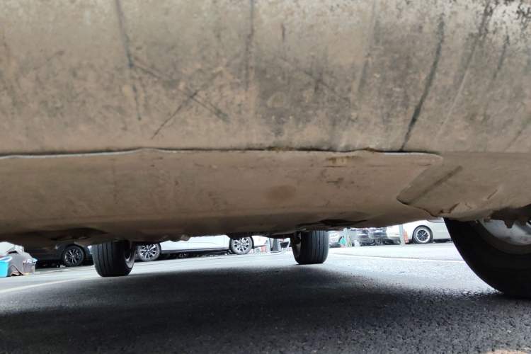 Used Hyundai Tucson 2013 2.0L Automatic Two-Wheel Drive Comfort Version Chassis Front