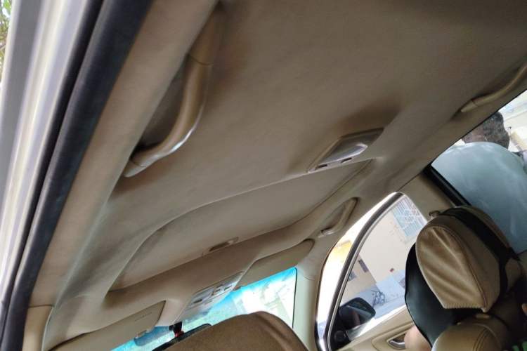 Used Hyundai Tucson 2013 2.0L Automatic Two-Wheel Drive Comfort Version Headliner