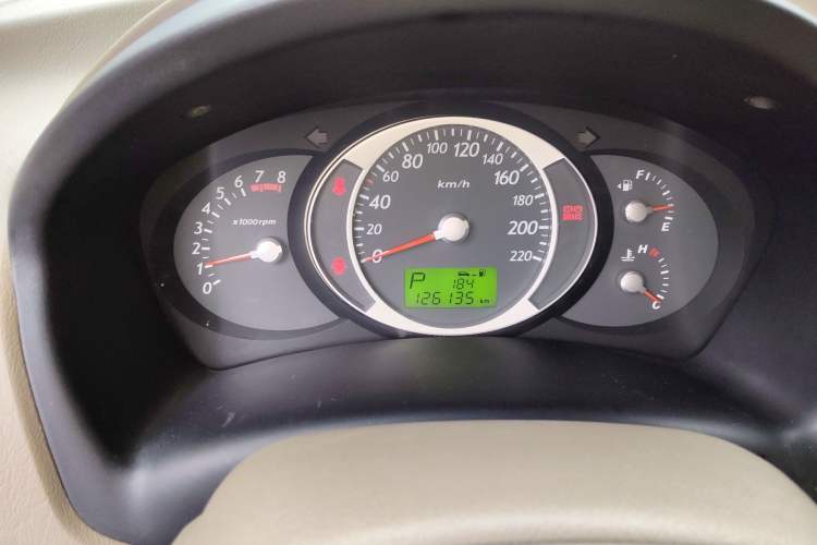 Used Hyundai Tucson 2013 2.0L Automatic Two-Wheel Drive Comfort Version Instrument Cluster