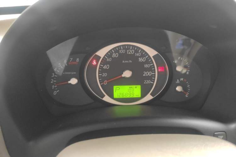 Used Hyundai Tucson 2013 2.0L Automatic Two-Wheel Drive Comfort Version Instrument Cluster