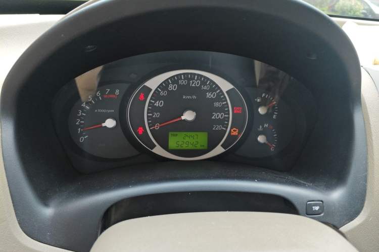 Used Hyundai Tucson 2013 2.0L Manual Two-Wheel Drive Fashion Edition Instrument Cluster