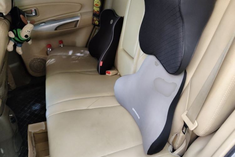 Used Hyundai Tucson 2013 2.0L Automatic Two-Wheel Drive Comfort Version Left Rear Seat