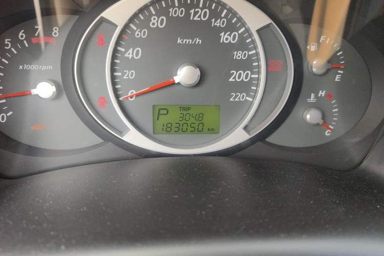 Used Hyundai Tucson 2013 2.0L Automatic Two-Wheel Drive Comfort Version Odometer Close Up