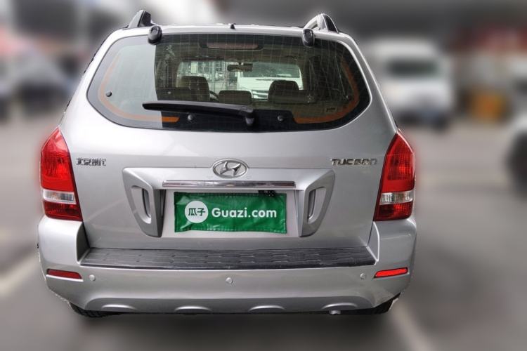 Used Hyundai Tucson 2013 2.0L Automatic Two-Wheel Drive Comfort Version Rear