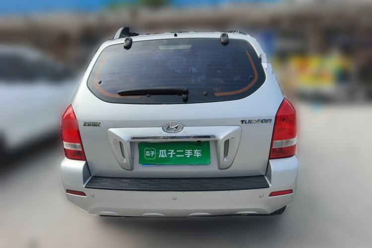 Used Hyundai Tucson 2013 2.0L Automatic Two-Wheel Drive Comfort Version Rear