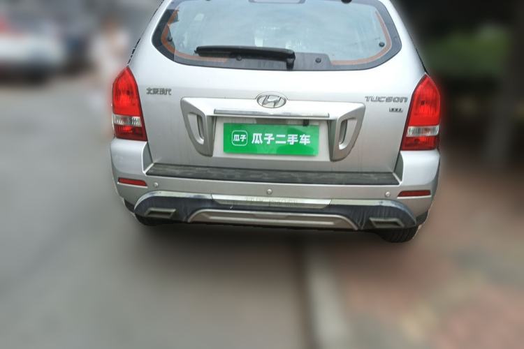 Used Hyundai Tucson 2013 2.0L Manual 4x4 Luxury Version Rear
