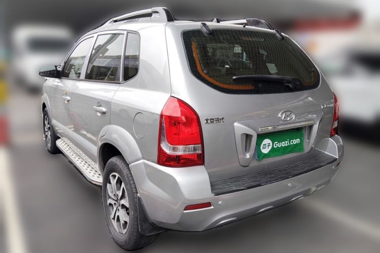 Used Hyundai Tucson 2013 2.0L Automatic Two-Wheel Drive Comfort Version Rear Left 45 Deg