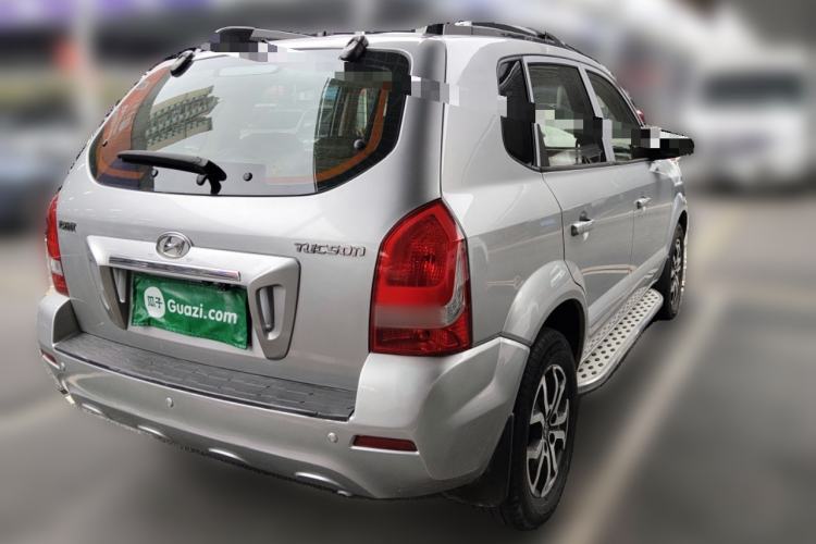 Used Hyundai Tucson 2013 2.0L Automatic Two-Wheel Drive Comfort Version Rear Right 45 Deg