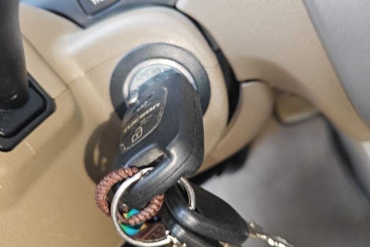 Used Hyundai Tucson 2013 2.0L Manual Two-Wheel Drive Fashion Edition Vehicle Key