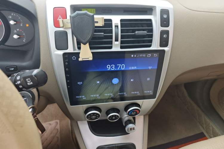 Used Hyundai Tucson 2013 2.0L Manual Two-Wheel Drive Fashion Edition Audio And AC Panel