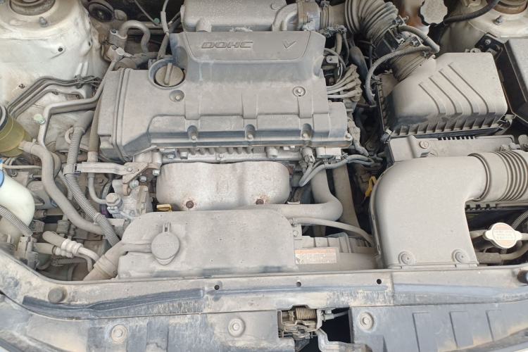 Used Hyundai Tucson 2013 2.0L Automatic Two-Wheel Drive Comfort Version Engine Bay