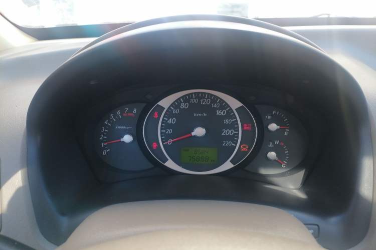 Used Hyundai Tucson 2013 2.0L Manual Two-Wheel Drive Fashion Edition Instrument Cluster