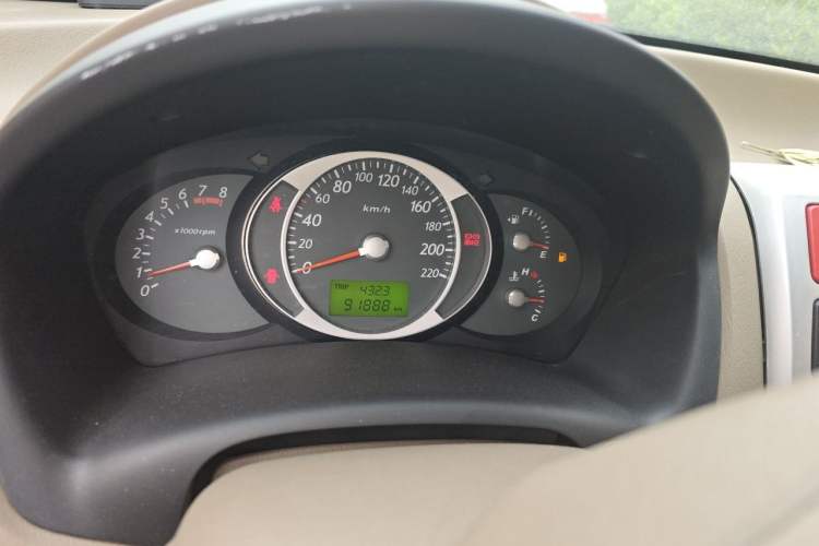 Used Hyundai Tucson 2013 2.0L Manual Two-Wheel Drive Fashion Edition Instrument Cluster