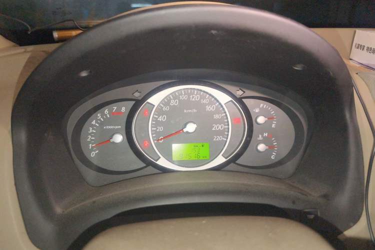 Used Hyundai Tucson 2013 2.0L Automatic Two-Wheel Drive Comfort Version Instrument Cluster