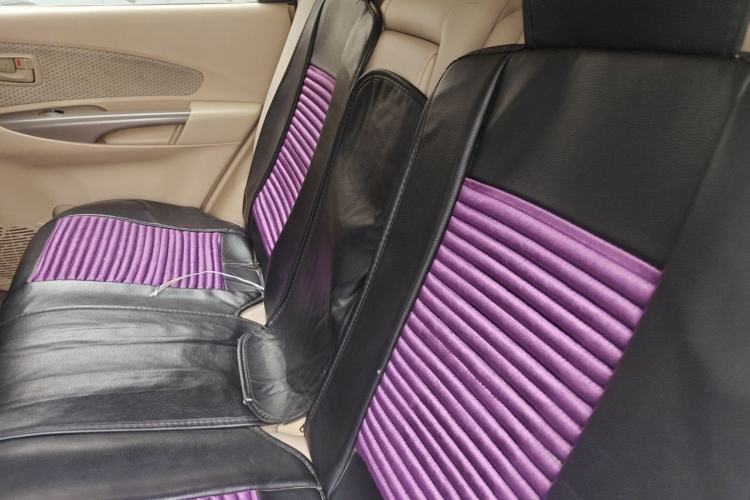 Used Hyundai Tucson 2013 2.0L Manual Two-Wheel Drive Fashion Edition Left Rear Seat