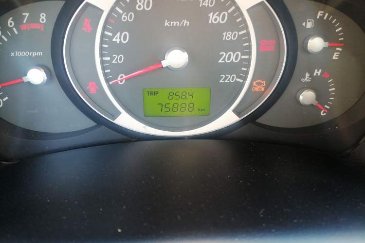 Used Hyundai Tucson 2013 2.0L Manual Two-Wheel Drive Fashion Edition Odometer Close Up
