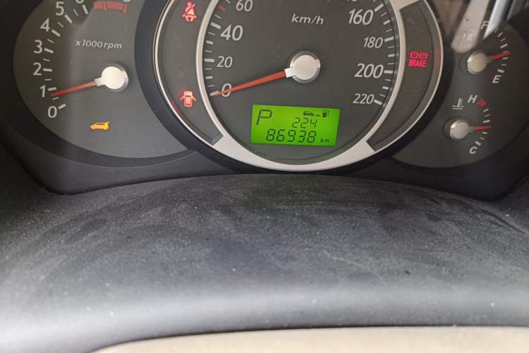 Used Hyundai Tucson 2013 2.0L Automatic Two-Wheel Drive Comfort Version Odometer Close Up