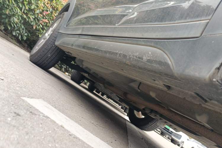 Used Hyundai Tucson 2015 1.6T Dual-Clutch Two-Wheel-Drive Smart Model Chassis Front Right