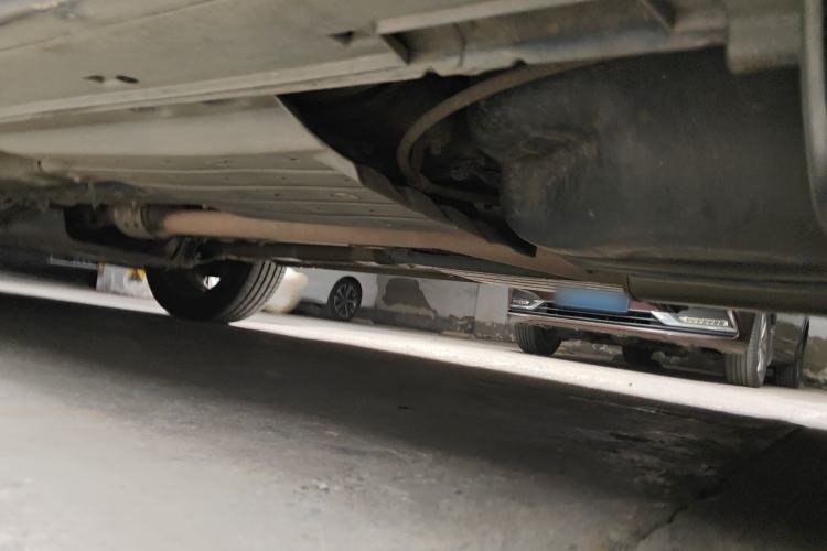 Used Hyundai Tucson 2015 1.6T Dual-Clutch Two-Wheel-Drive Leading Model Chassis Rear Left