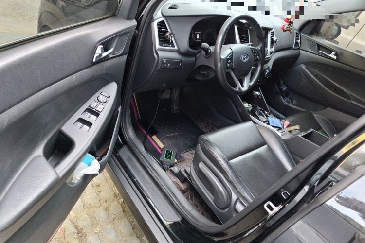 Used Hyundai Tucson 2015 1.6T Dual-Clutch Two-Wheel-Drive Smart Model Driver Seat
