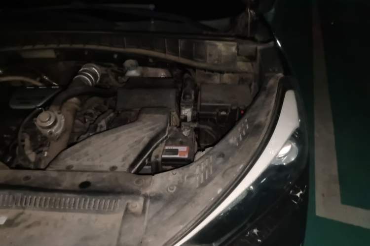 Used Hyundai Tucson 2015 1.6T Dual-Clutch Two-Wheel-Drive Smart Model Engine Bay Left