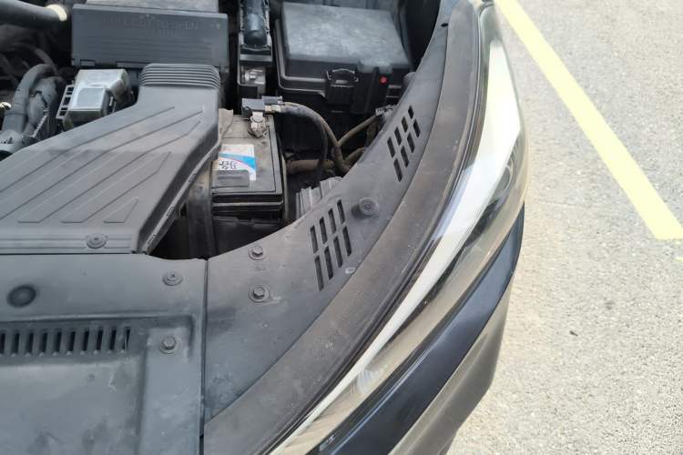 Used Hyundai Tucson 2015 1.6T Dual-Clutch Two-Wheel-Drive Smart Model Engine Bay Left