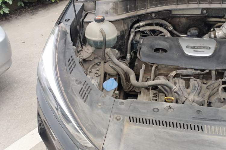 Used Hyundai Tucson 2015 1.6T Dual-Clutch Two-Wheel-Drive Smart Model Engine Bay Right
