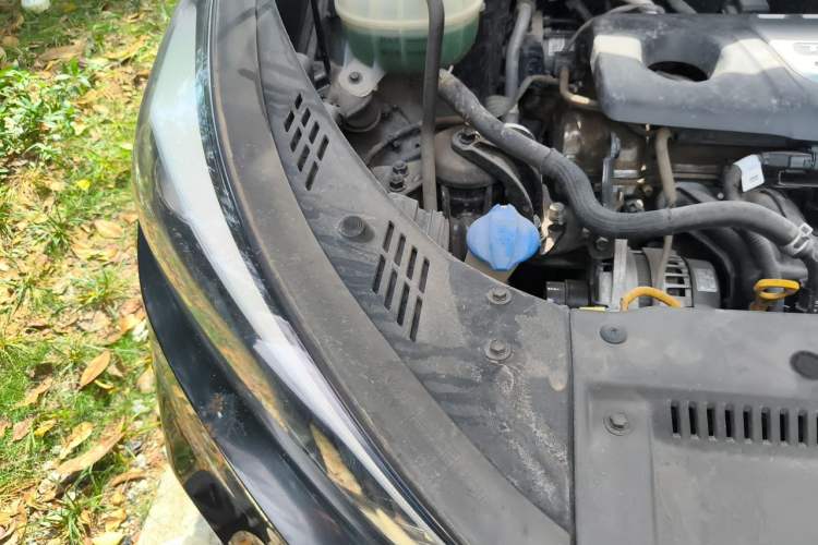 Used Hyundai Tucson 2015 1.6T Dual-Clutch Two-Wheel-Drive Smart Model Engine Bay Right