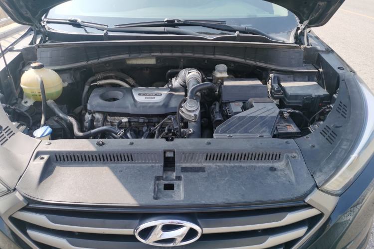 Used Hyundai Tucson 2015 1.6T Dual-Clutch Two-Wheel-Drive Smart Model Engine Bay