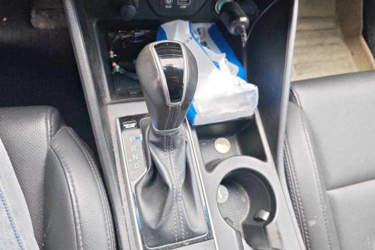 Used Hyundai Tucson 2015 1.6T Dual-Clutch Two-Wheel-Drive Smart Model Gear Lever