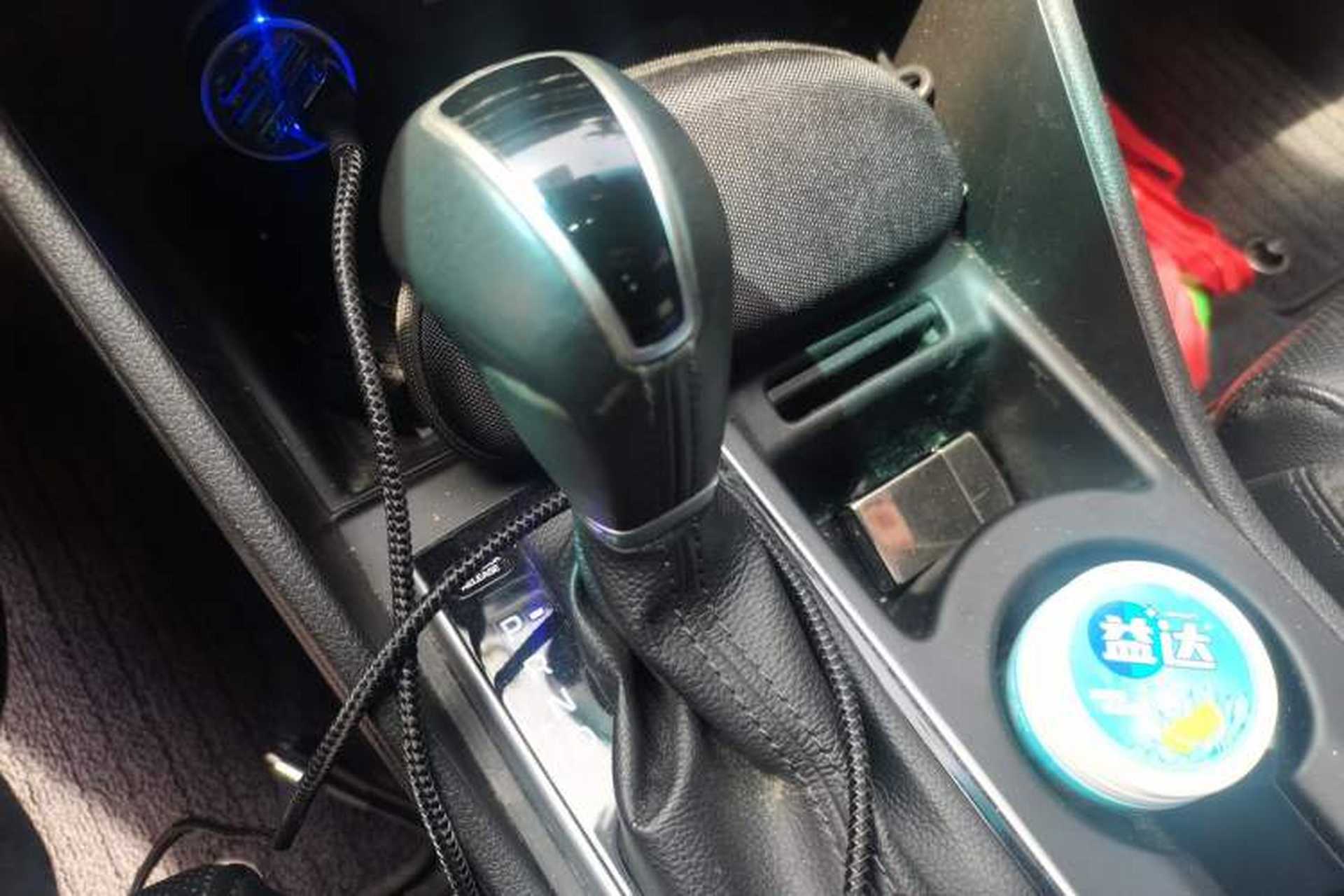 Used Hyundai Tucson 2015 1.6T Dual-Clutch Two-Wheel-Drive Smart Model Gear Lever