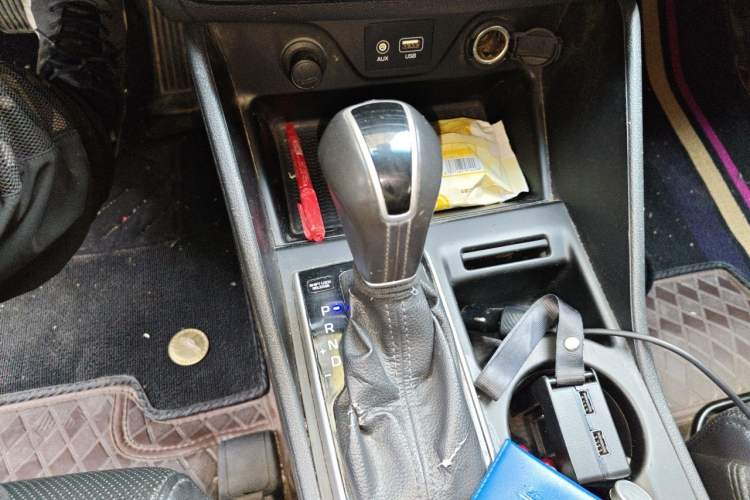 Used Hyundai Tucson 2015 1.6T Dual-Clutch Two-Wheel-Drive Smart Model Gear Lever