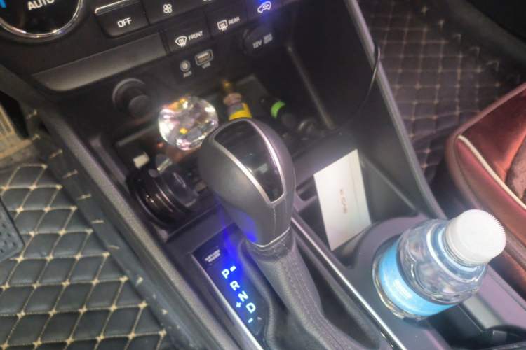 Used Hyundai Tucson 2015 1.6T Dual-Clutch Two-Wheel-Drive Smart Model Gear Lever