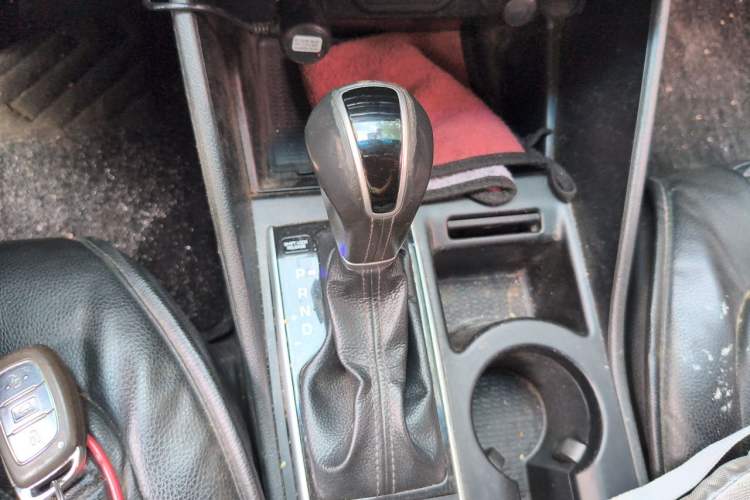 Used Hyundai Tucson 2015 1.6T Dual-Clutch Two-Wheel-Drive Smart Model Gear Lever