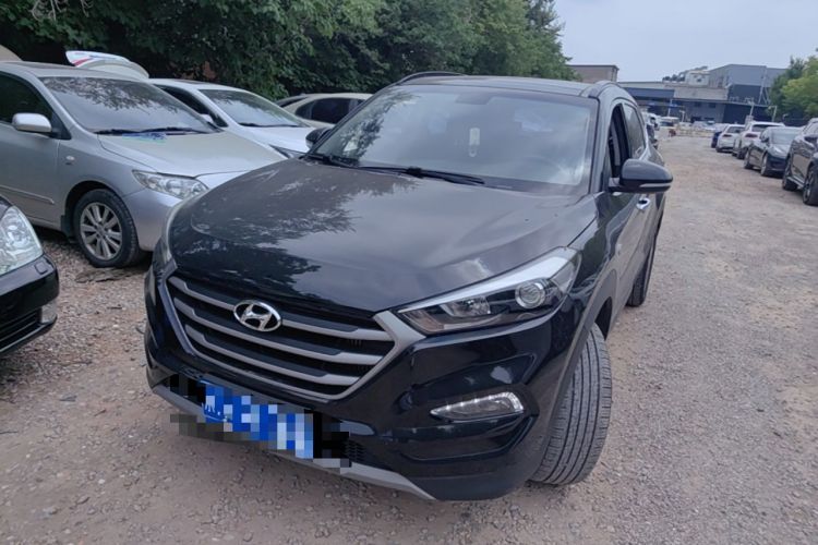 Used Hyundai Tucson 2015 1.6T Dual-Clutch Two-Wheel-Drive Smart Model Guazi used car, China used car export, Used car for sale, Used  cars, Cheapest cars for sale