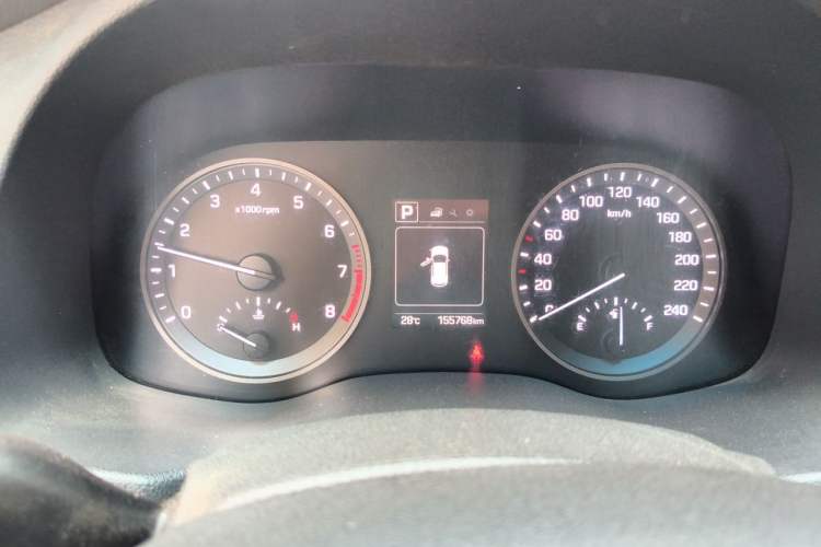 Used Hyundai Tucson 2015 1.6T Dual-Clutch Two-Wheel-Drive Smart Model Instrument Cluster