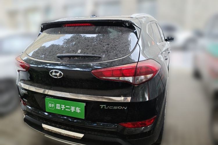 Used Hyundai Tucson 2015 1.6T Dual-Clutch Two-Wheel-Drive Smart Model Rear
