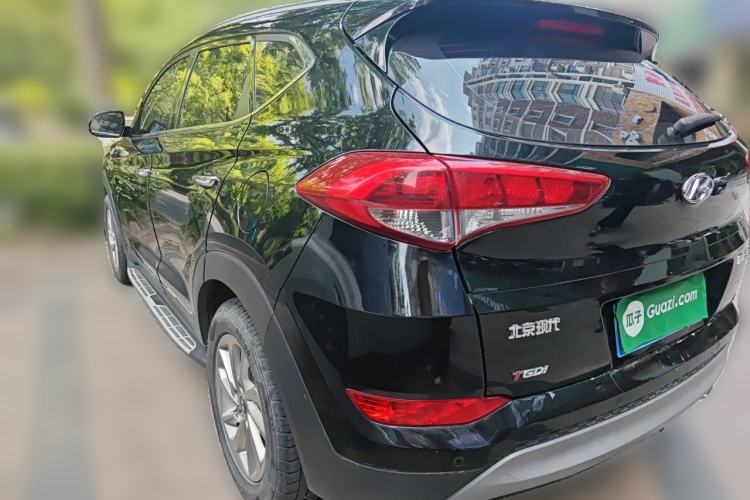Used Hyundai Tucson 2015 1.6T Dual-Clutch Two-Wheel-Drive Smart Model Rear Left 45 Deg