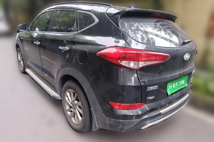 Used Hyundai Tucson 2015 1.6T Dual-Clutch Two-Wheel-Drive Smart Model Rear Left 45 Deg