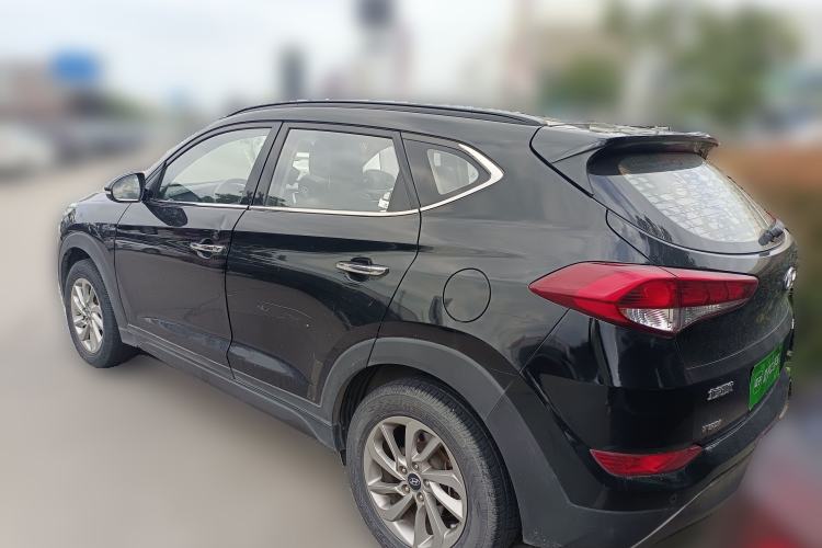 Used Hyundai Tucson 2015 1.6T Dual-Clutch Two-Wheel-Drive Smart Model Rear Left 45 Deg